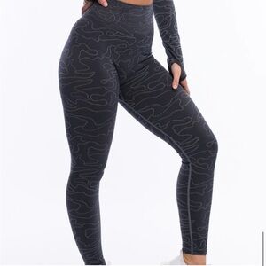 Echt Arise Camo Leggings
